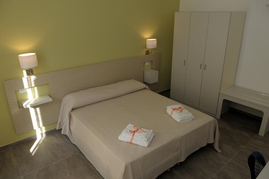 Della Torre Rooms Лечче Екстер'єр фото